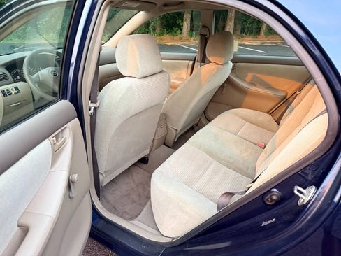 Used 2005 Toyota Corolla CE w/ All Weather Guard Pkg FWD image 11