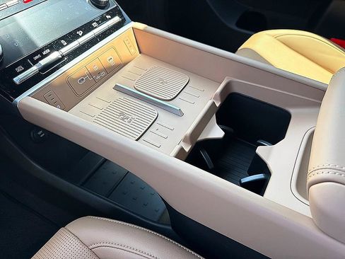 New 2026 Hyundai Santa Fe Limited FWD image 11