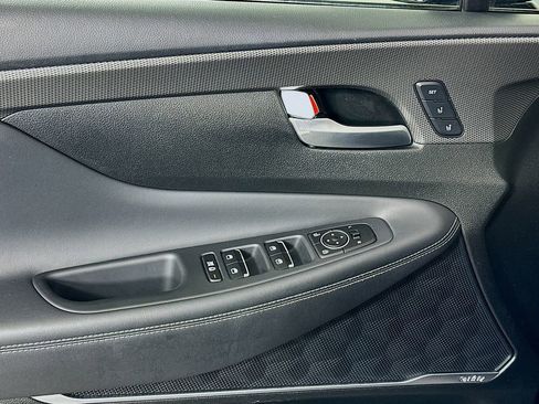 Used 2019 Hyundai Santa Fe FWD image 18