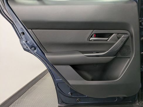 Used 2025 MAZDA CX-50 AWD 2.5 S w/ Premium Package image 23