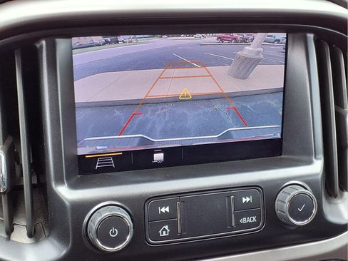 Used 2022 GMC Canyon AT4 AWD/4WD image 9