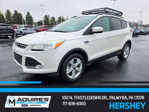 Used 2013 Ford Escape SE image 1