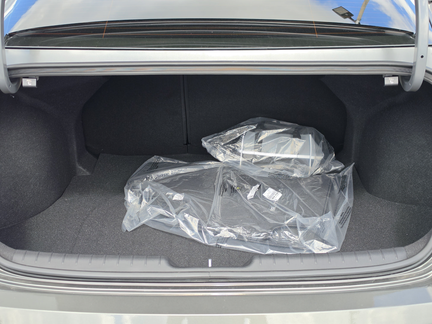 New 2026 Hyundai Elantra SEL Sport FWD image 15