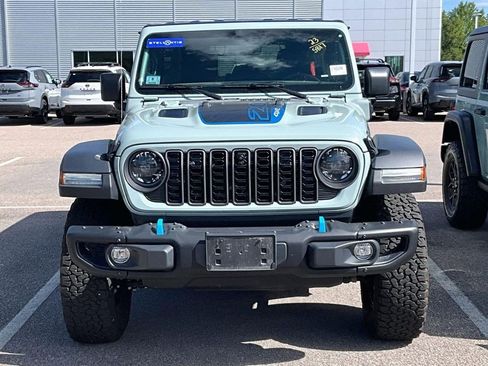 Used 2023 Jeep Wrangler Unlimited Rubicon 4xe AWD/4WD image 2