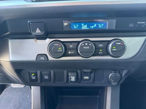 Used 2022 Toyota Tacoma SR5 image 25