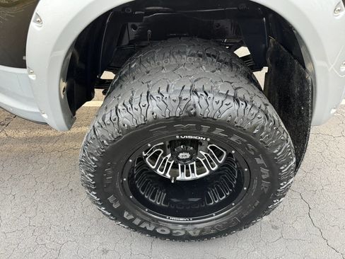 Used 2014 RAM 3500 Laramie image 12