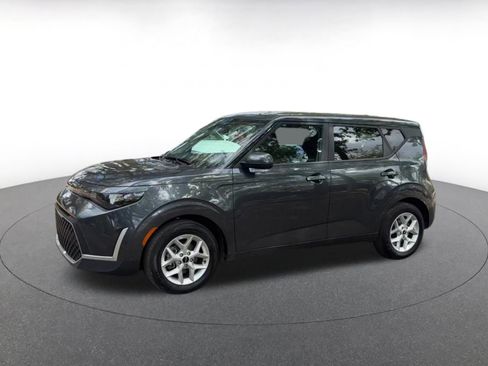Used 2025 Kia Soul LX w/ LX Technology Package image 8