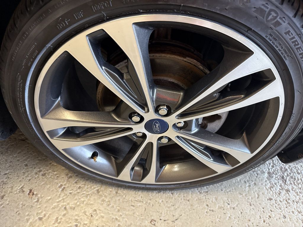 Used 2017 Ford Fusion Titanium AWD/4WD image 35