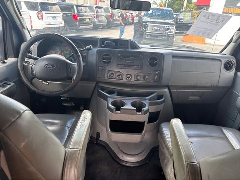 Used 2012 Ford E-250 and Econoline 250 w/ PWR Group RWD image 16