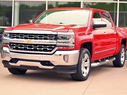Used 2018 Chevrolet Silverado 1500 LTZ w/ Sport Package image 3