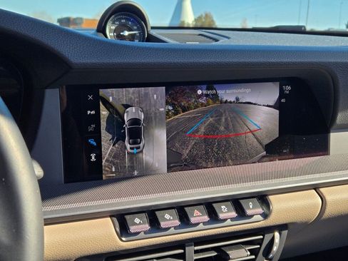 Used 2025 Porsche 911 Carrera image 30