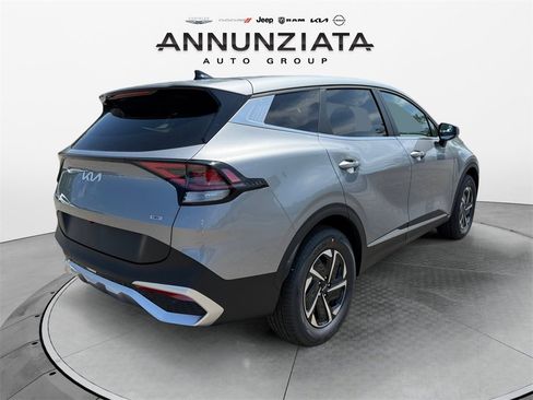 New 2025 Kia Sportage LX image 5