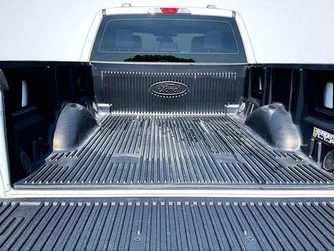 Used 2022 Ford F150 XL w/ Equipment Group 101A High RWD image 7