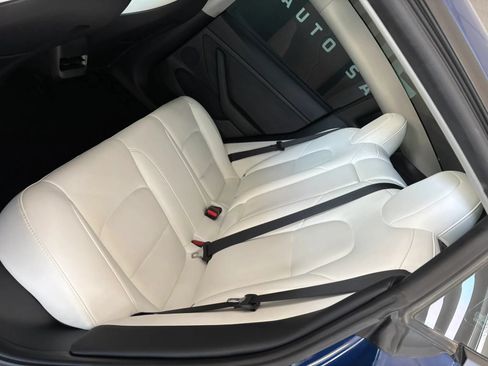Used 2022 Tesla Model 3 RWD image 17