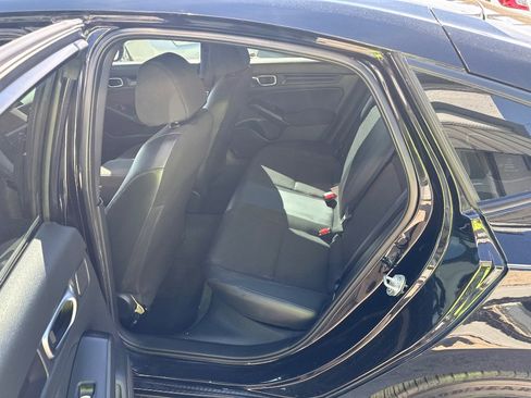 Used 2023 Honda Civic Sport image 12