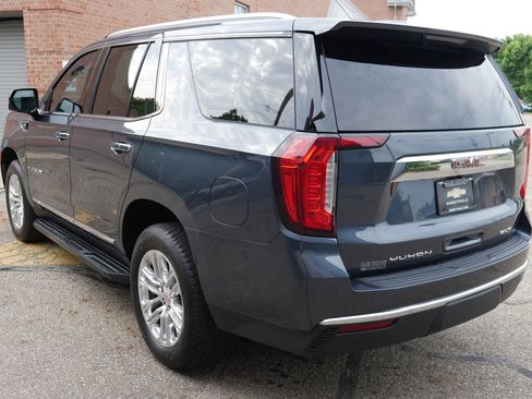 Used 2021 GMC Yukon SLT w/ SLT Premium Package AWD/4WD image 5