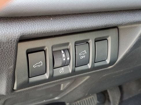 Used 2024 Subaru Outback Onyx Edition AWD/4WD image 8