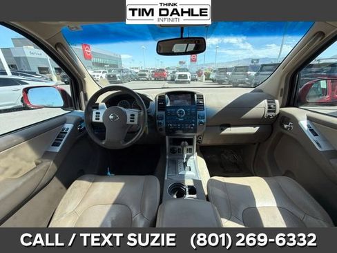 Used 2008 Nissan Pathfinder SE w/ Premium Pkg AWD/4WD image 2