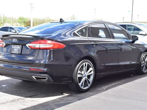 Used 2019 Ford Fusion Titanium FWD image 9