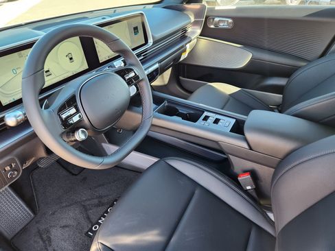 New 2025 Hyundai Ioniq 6 SEL image 8