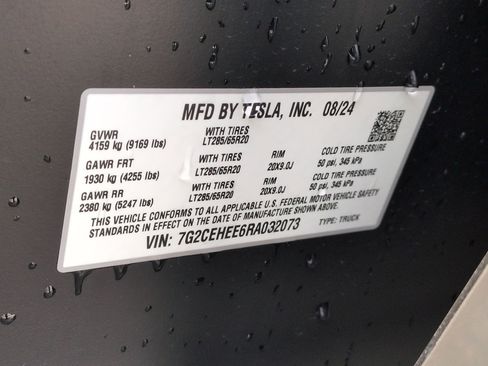 Used 2024 Tesla Cybertruck Cyberbeast image 35