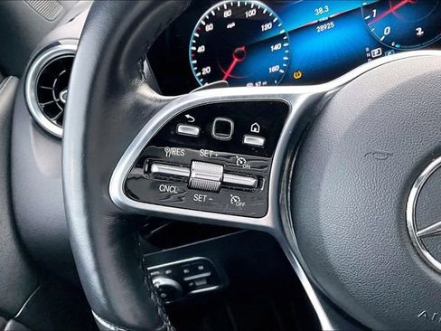 Used 2023 Mercedes-Benz GLA 250 4MATIC image 11