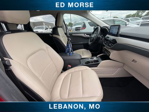 Used 2022 Ford Escape SEL w/ Technology Package AWD/4WD image 26