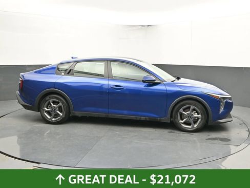 Used 2025 Kia K4 FWD image 5