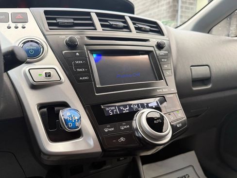 Used 2012 Toyota Prius V Three image 26