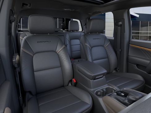 New 2026 GMC Canyon Denali w/ LPO, Denali Black Edition AWD/4WD image 16
