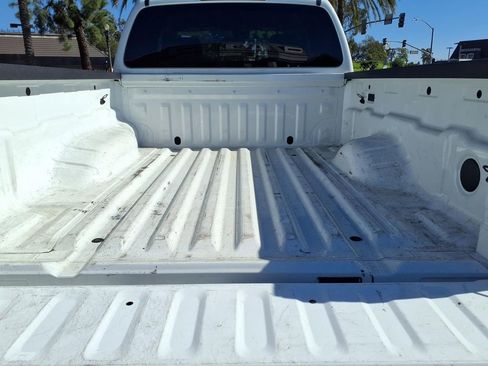 Used 2023 Nissan Frontier S image 25