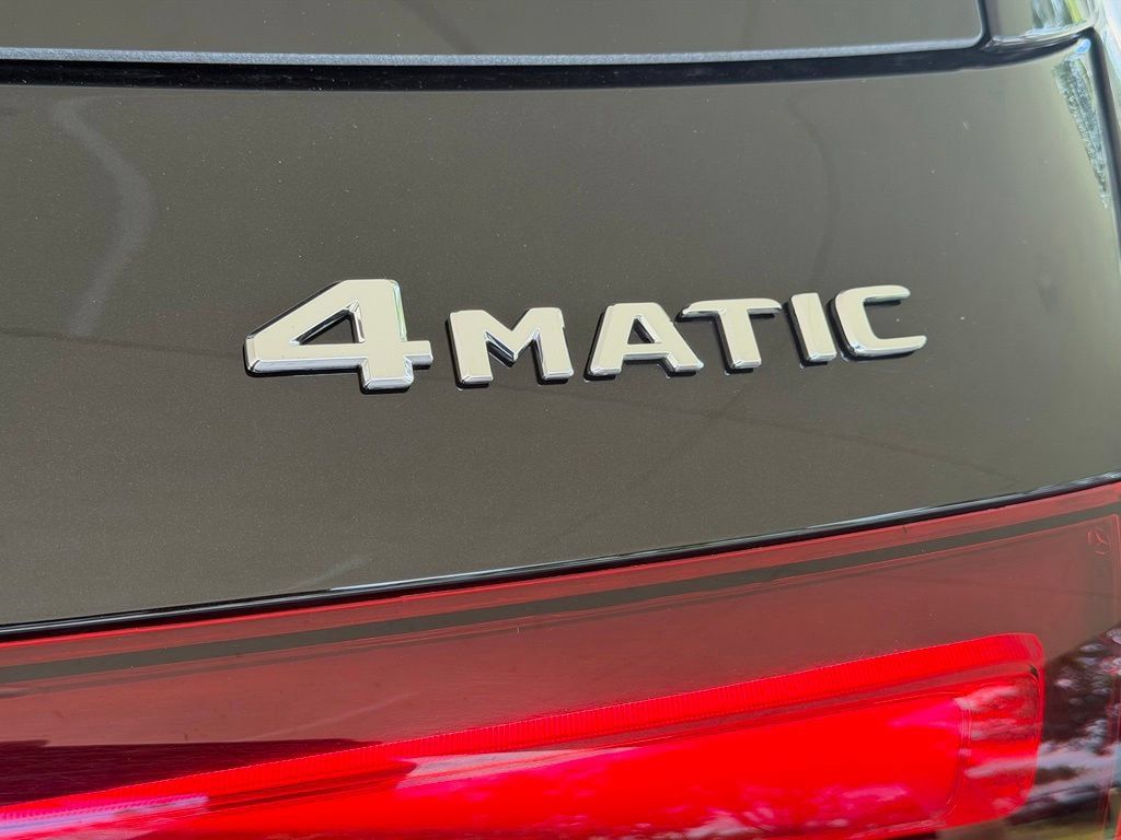 Used 2025 Mercedes-Benz GLE 350 4MATIC image 19