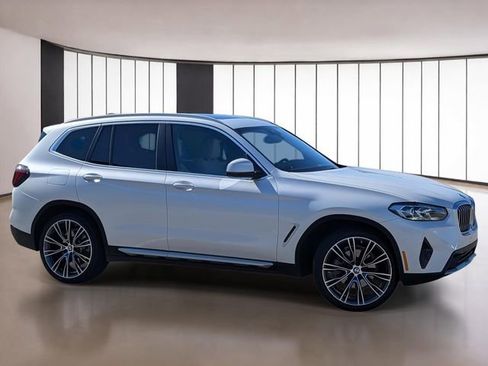 Used 2023 BMW X3 sDrive30i w/ Premium Package image 4