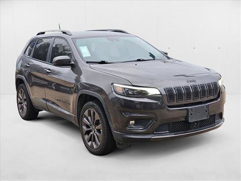 Used 2021 Jeep Cherokee Latitude Lux 80th Anniv w/ Quick Order Package 26U 80TH image 3