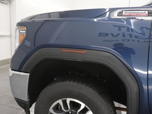 Used 2023 GMC Sierra 3500 SLT w/ Gooseneck/5TH Wheel Package image 37