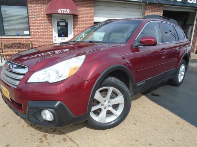 Used 2014 Subaru Outback 2.5i Premium w/ Moonroof Package AWD/4WD image 4