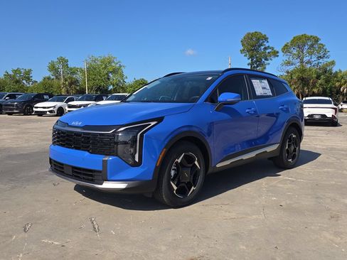 New 2026 Kia Sportage EX FWD image 4