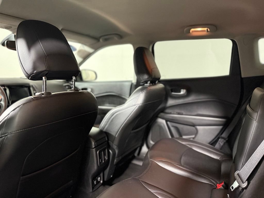 Used 2019 Jeep Compass Latitude AWD/4WD image 23