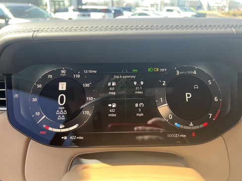 New 2026 Land Rover Range Rover Long Wheelbase SE image 9