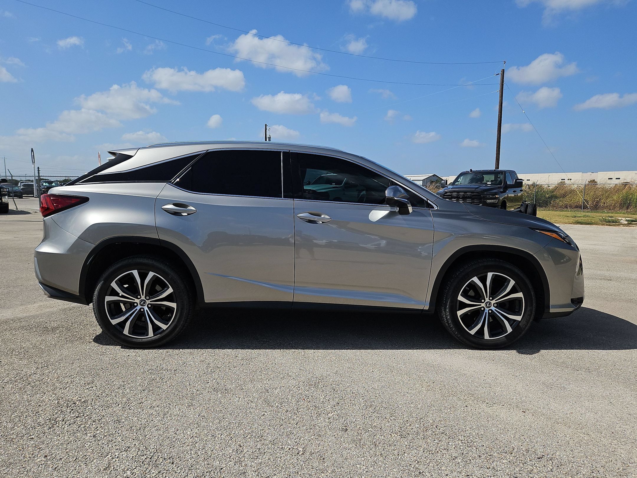 Used 2018 Lexus RX 350 AWD w/ Premium Package image 2