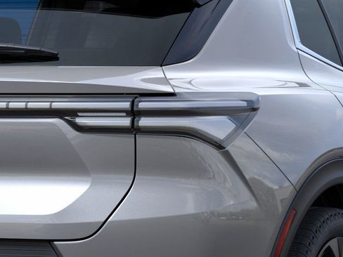 New 2026 Chevrolet Equinox EV LT w/ Convenience Package II image 11