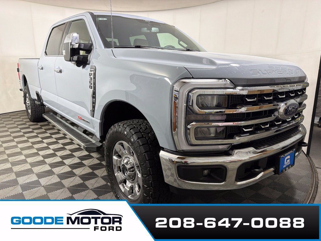 Used 2025 Ford F350 Lariat w/ Chrome Package AWD/4WD image 2