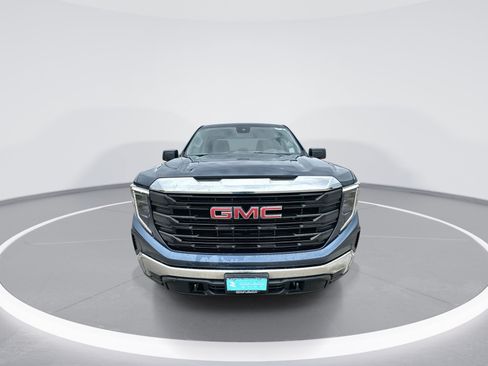 Used 2023 GMC Sierra 1500 Pro w/ Pro Value Package AWD/4WD image 3