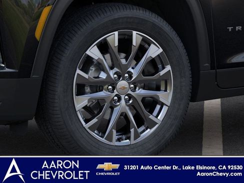 New 2026 Chevrolet Traverse LT w/ Sun and Wheel Package image 9