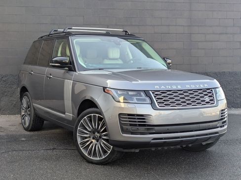 Used 2020 Land Rover Range Rover HSE image 3
