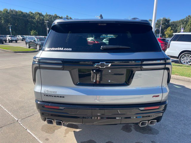New 2027 Chevrolet Traverse RS w/ LPO, Floor Liner Package FWD image 5