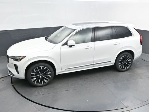 New 2026 Volvo XC90 B6 Ultra image 34