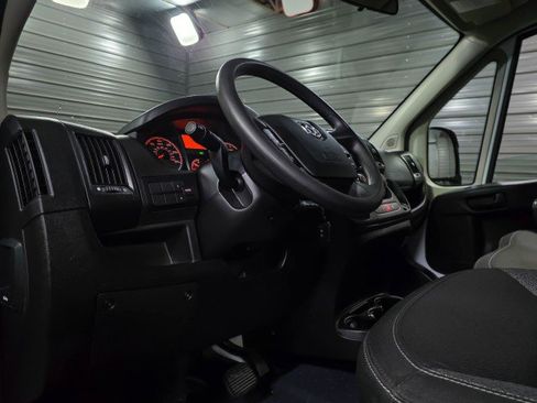 Used 2017 RAM ProMaster 1500 w/ Interior Convenience Group image 13