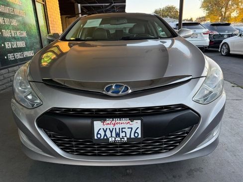 Used 2012 Hyundai Sonata Hybrid w/ Ultimate Pkg image 12