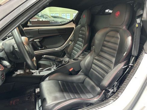 Used 2017 Alfa Romeo 4C Coupe w/ Coupe Track Package 1 RWD image 4